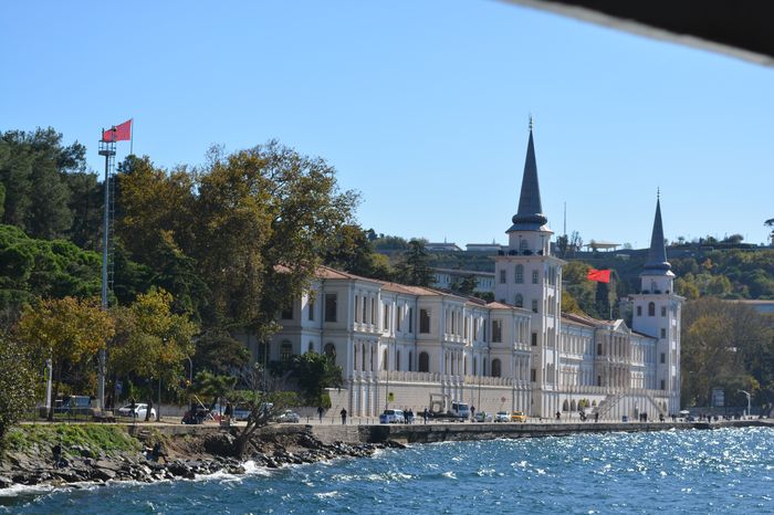 Constantine slammed into the opponent